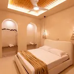 Serein Βίλα Εξαμίλιο
